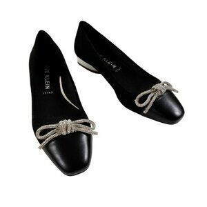 NWT Anne Klein Womens Cassidy Rhinestone Bow Faux Suede Shoe Black Size 6.5